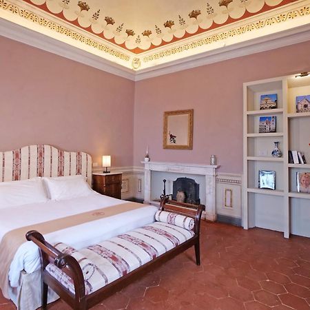 Delcorto Suites Монтепульчано Экстерьер фото