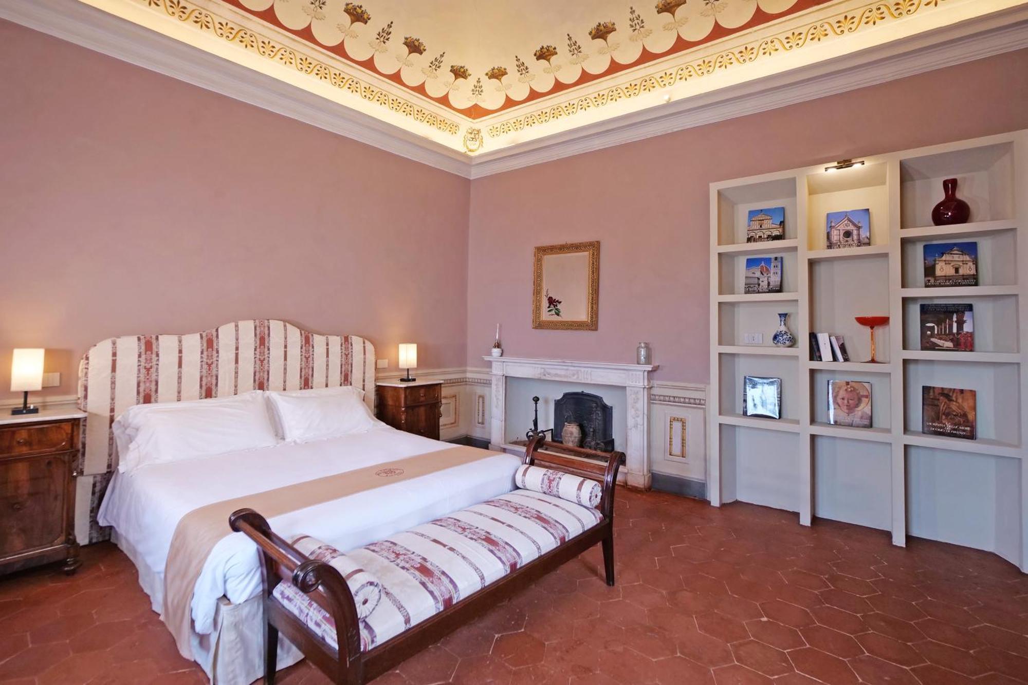 Delcorto Suites Монтепульчано Экстерьер фото